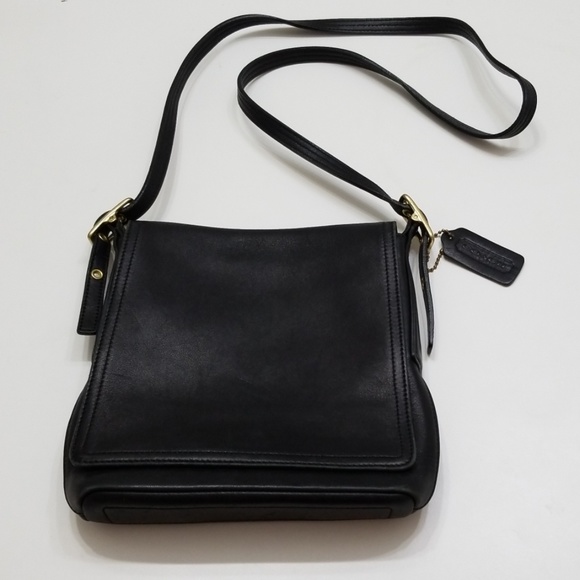Coach Handbags - Coach Vintage Black Leather Purse, No. D2W-9821